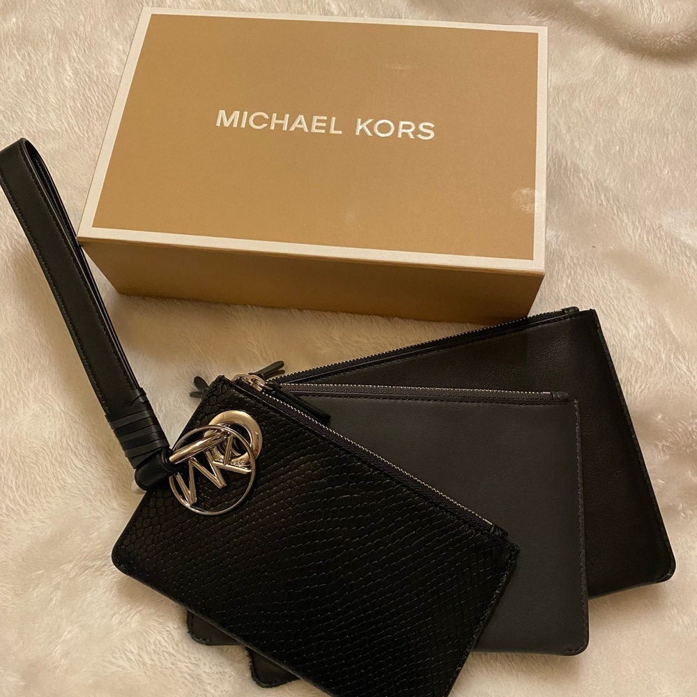 MICHEAL KORS POUCH TRIO // NWT AND PACKAGING